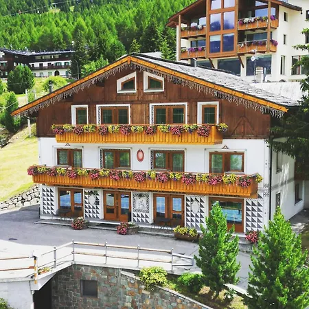 Duc De Rohan Otel 3*