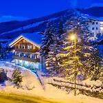 Hotel Duc De Rohan 3*