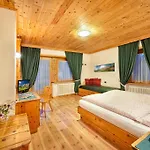 Duc De Rohan Hotel 3*
