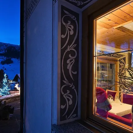 Hotel Duc De Rohan 3*